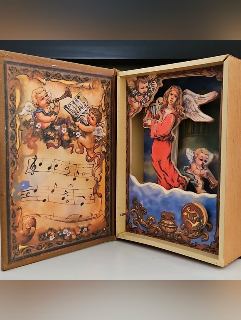 Rare Music Box Book "Hark! The Herold Angel Sing" Good Vintage Condition